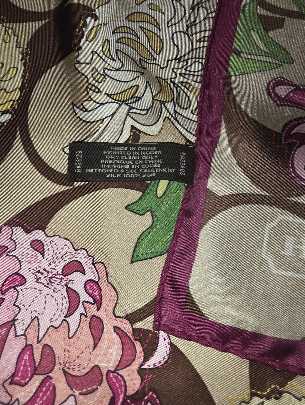 Vintage Coach Chrysanthemum 100% Silk Square Scarf 24” Floral Y2K - Picture 4 of 4